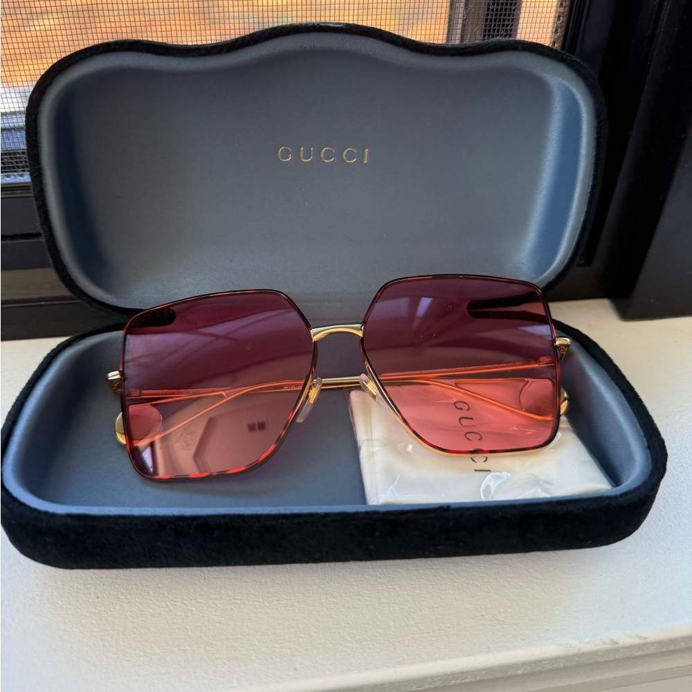 Authentic Gucci sunglasses